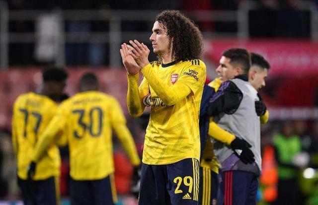  阿森纳终结曼城二十二场不败  